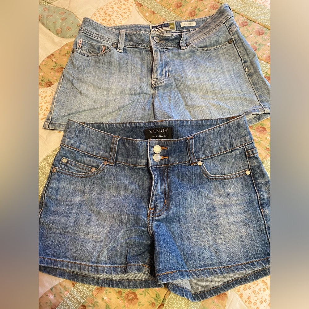 1 each Old Navy, Venus size 4 jean shorts  EUC   SELLING AS SET ONLY